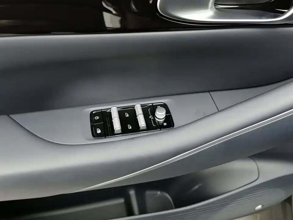 Geely Galaxy Galaxy E5