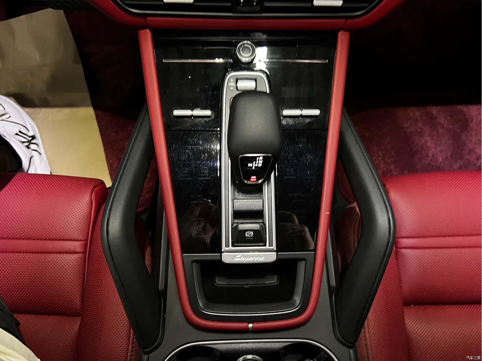 Porsche Cayenne, 2018 11
