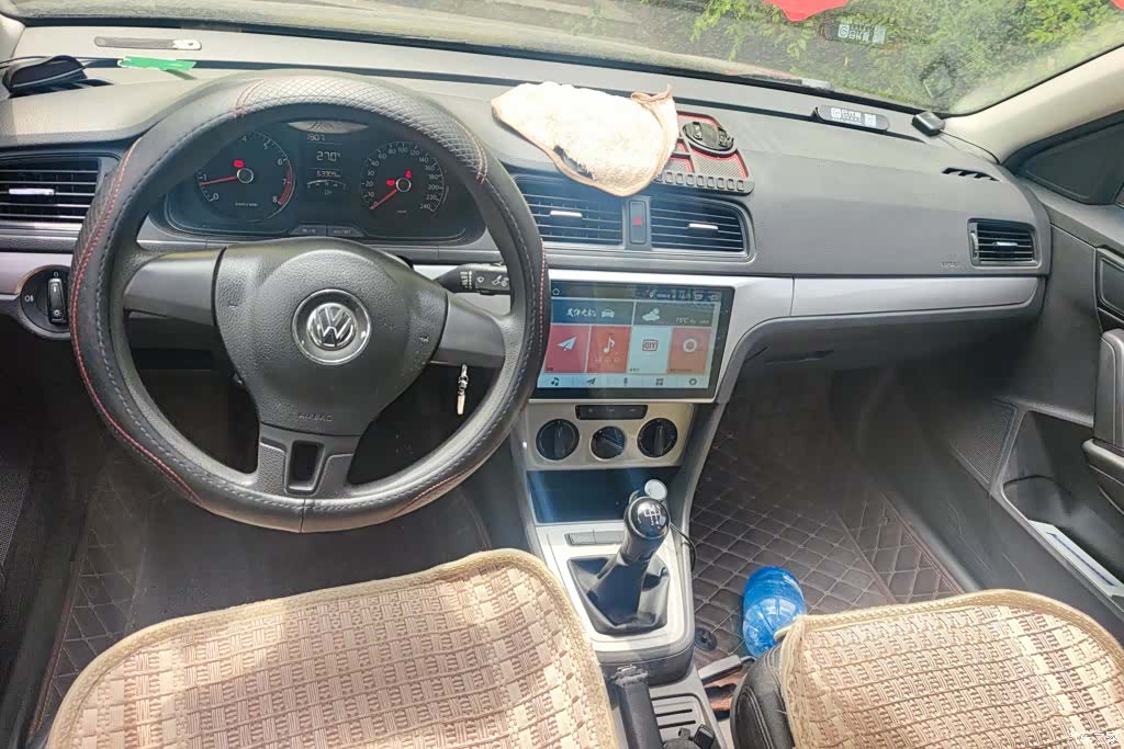 Volkswagen Lavida, 2014 12
