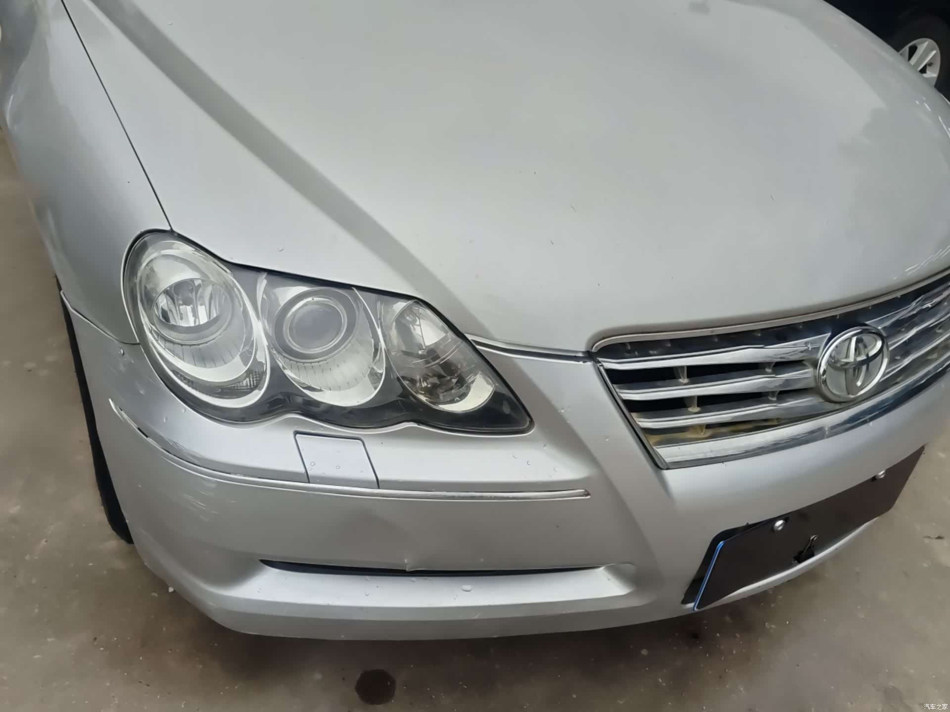 Toyota 2.5V, 2006 18