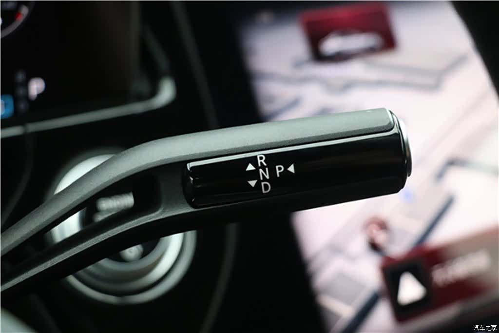 Mercedes-Benz E-Class, 2026 21