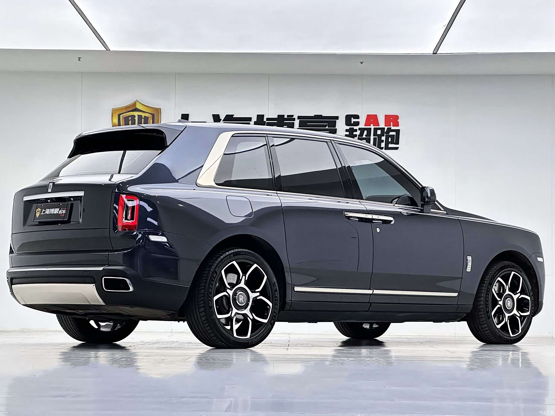 Rolls-Royce Cullinan, 2019 3