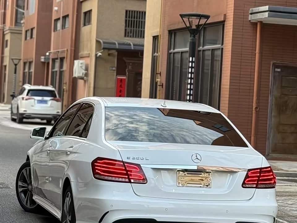 Mercedes-Benz E-class Mercedes-Benz E-class