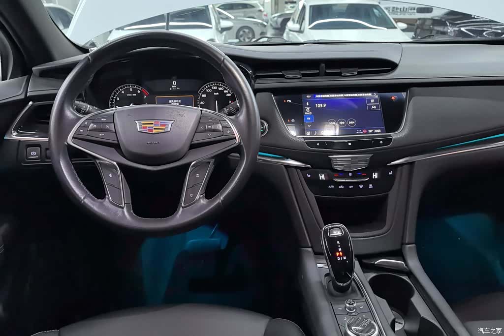 Cadillac XT5, 2021 12