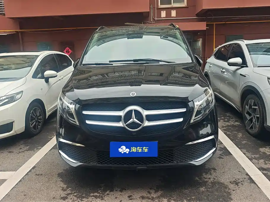 Mercedes-Benz V-class