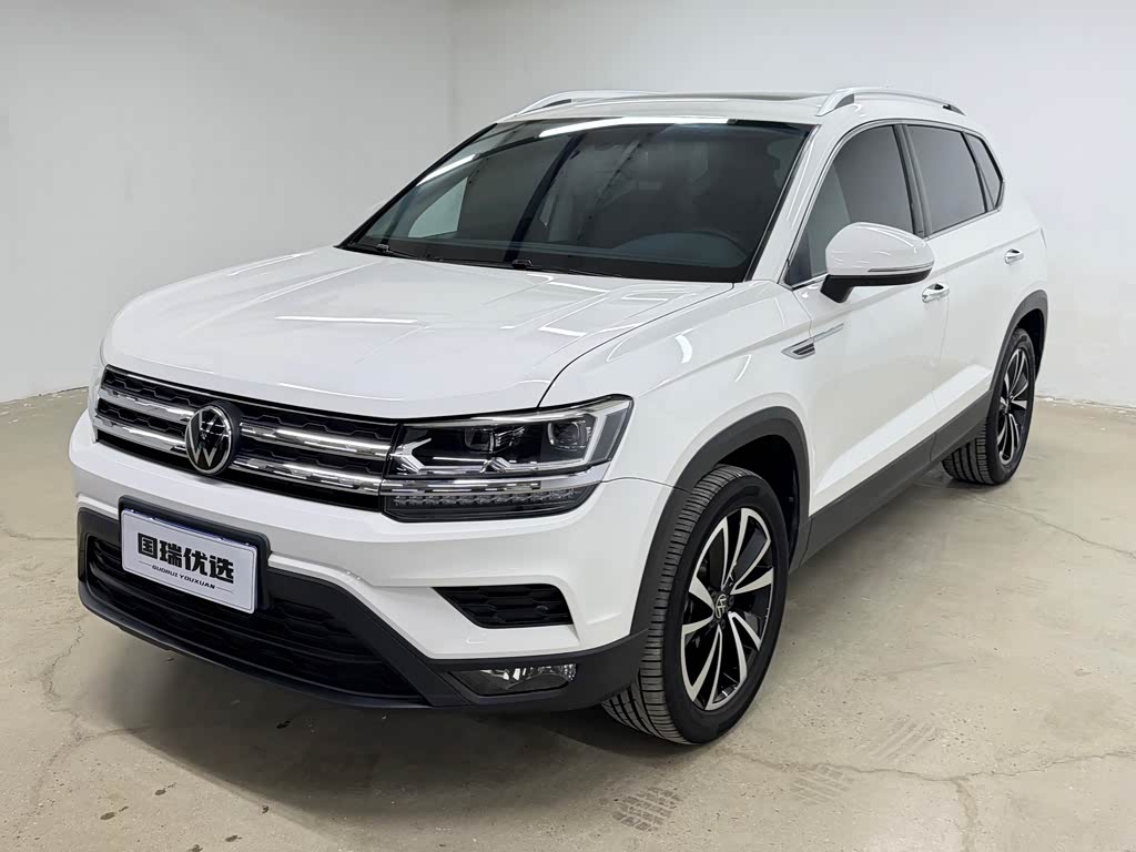 Volkswagen Tharu