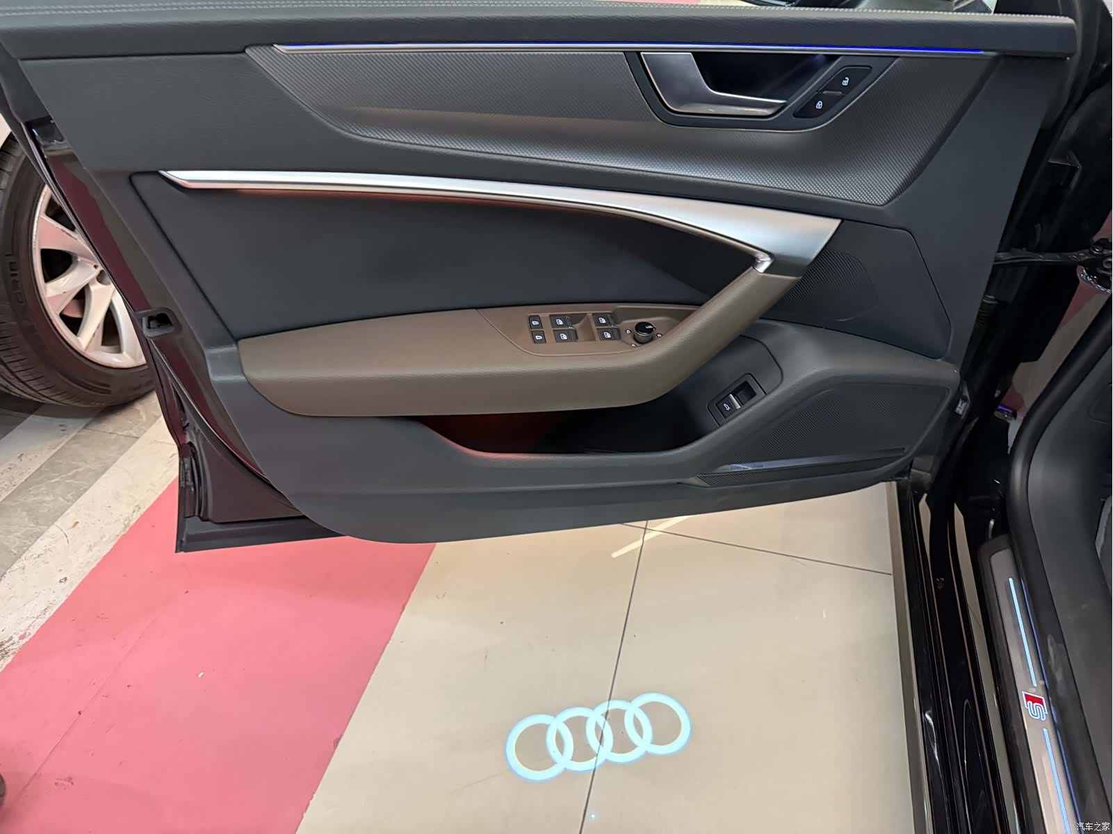 Audi A7L, 2023 6