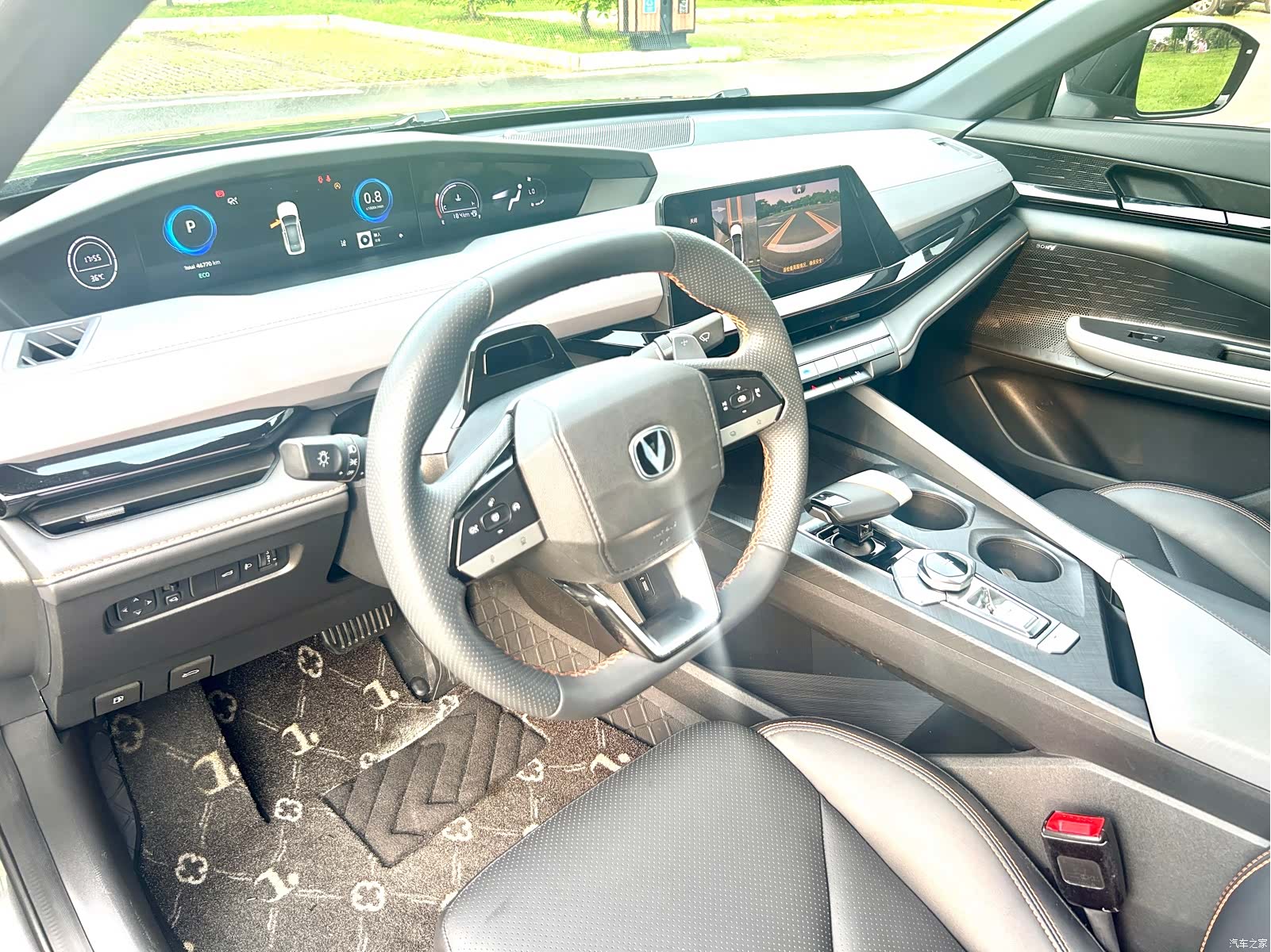 Changan UNI-V, 2022 10