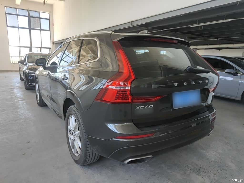 Volvo XC60, 2018 все фото