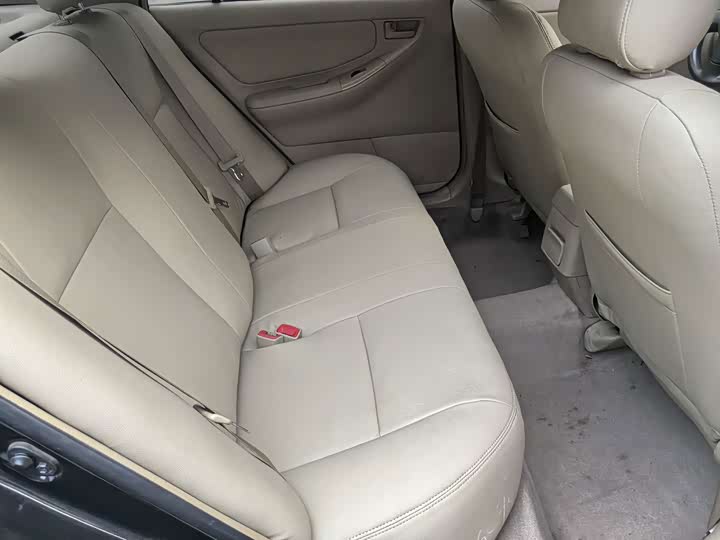 Toyota hua guan 2013 1.6L МКПП chao zhi ban