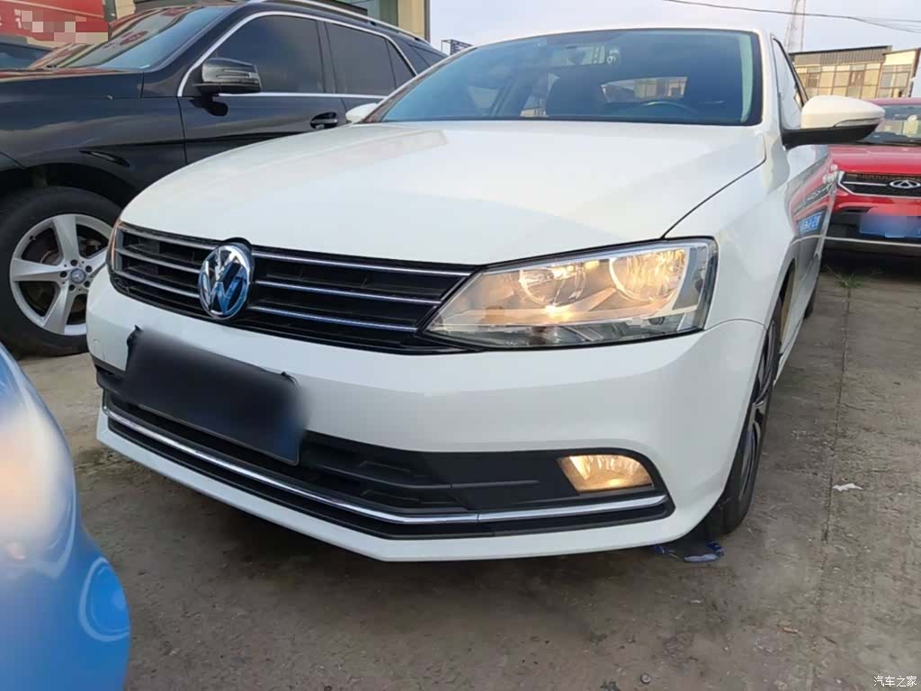 Volkswagen Sagitar, 2016 3