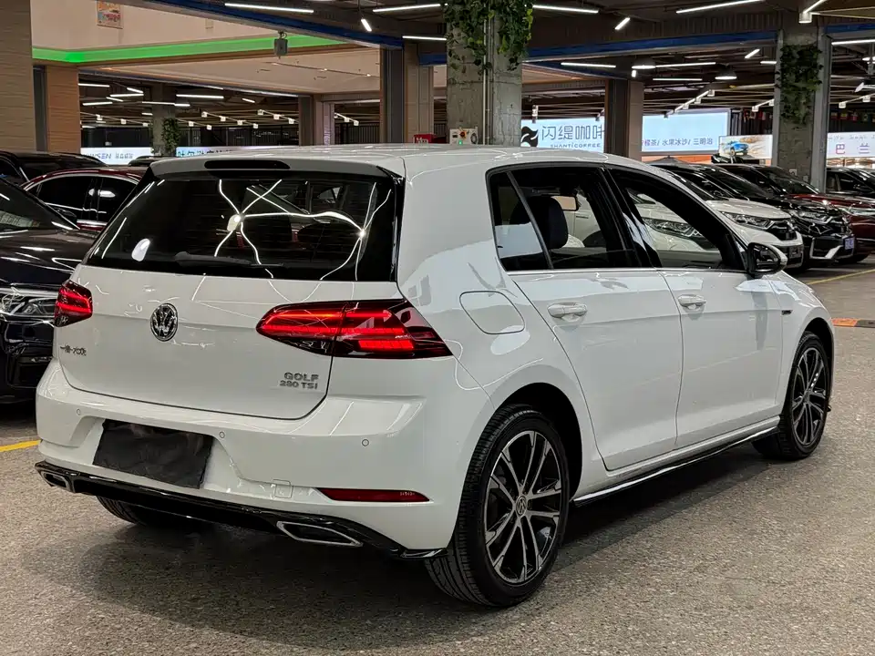 Volkswagen golf