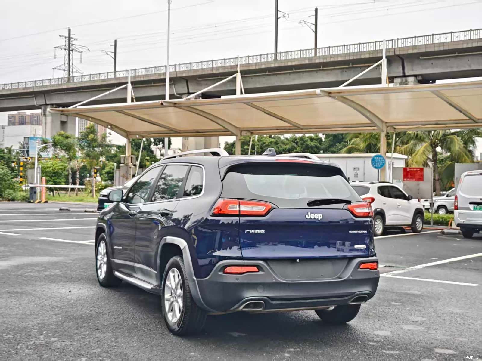 Jeep Cherokee, 2016 7
