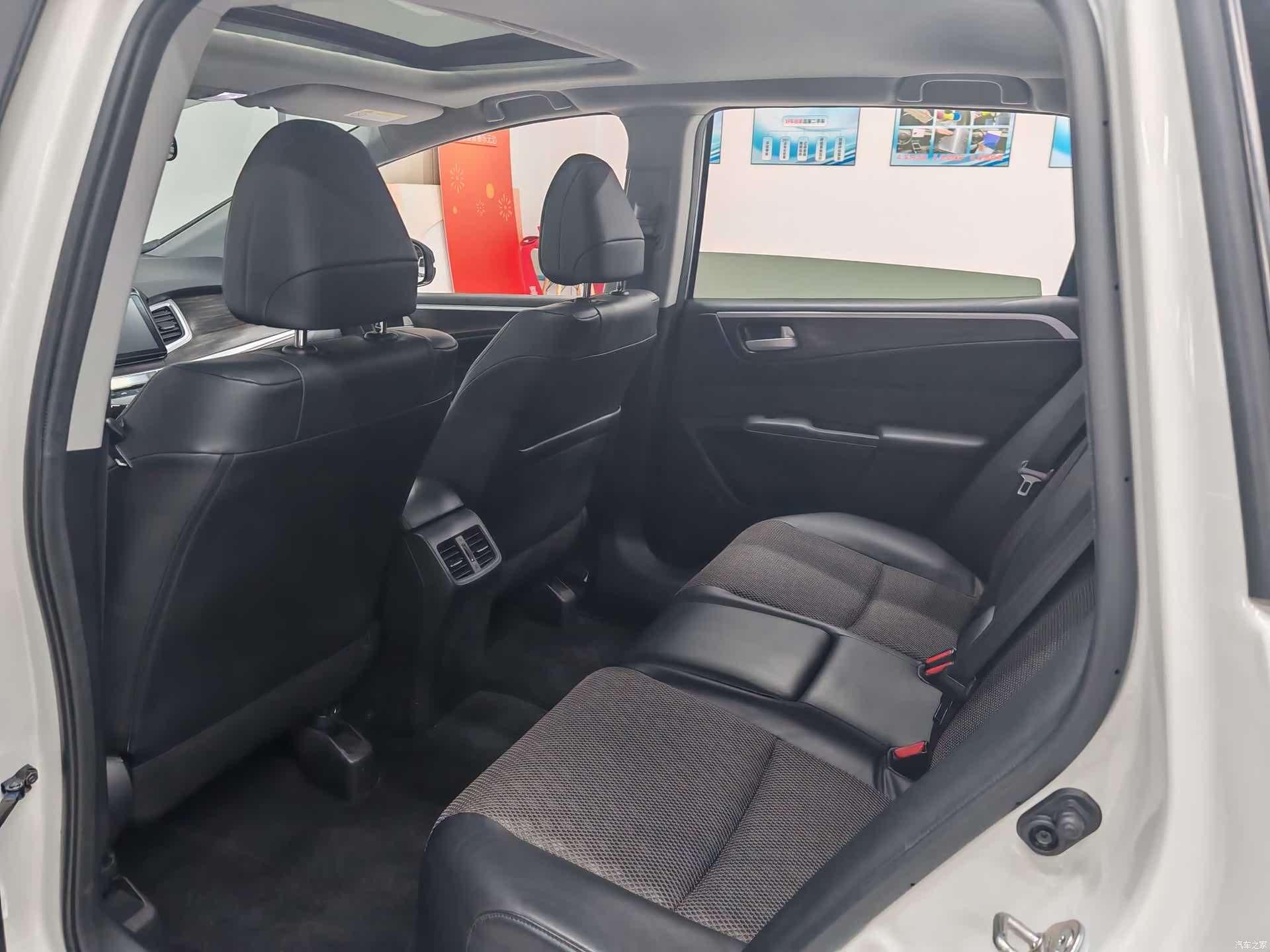 Honda Jade, 2018 9