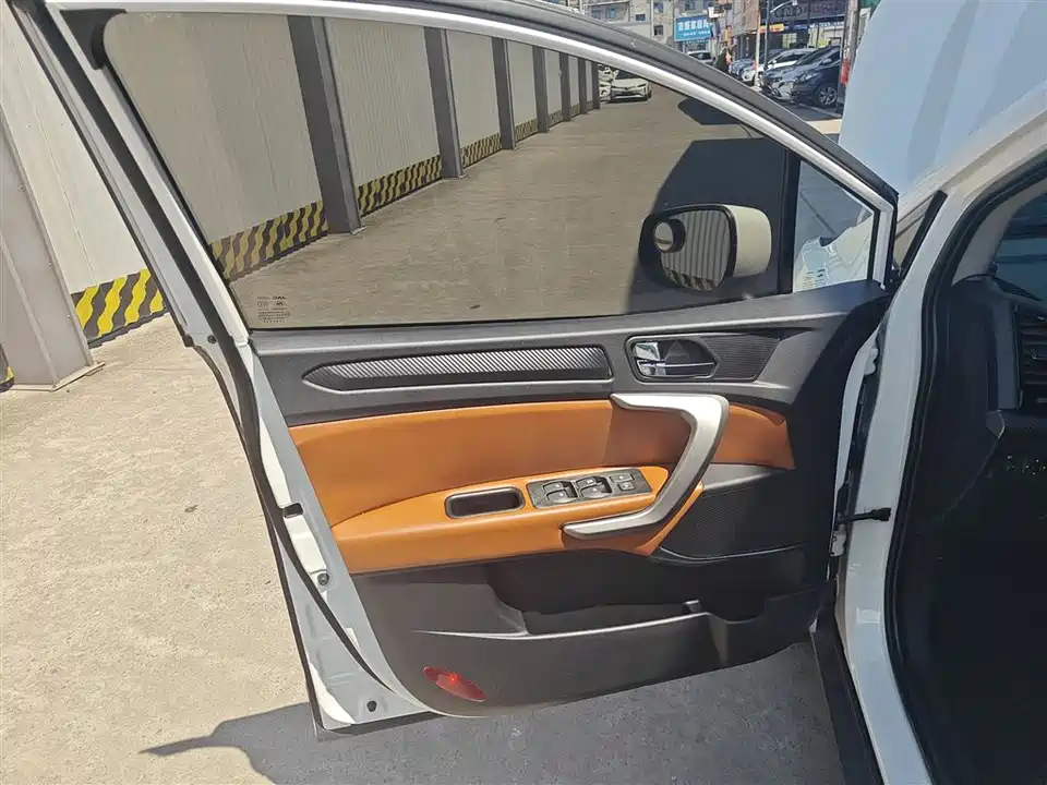 JAC Ruifeng S3
