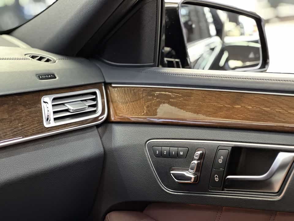 Mercedes-Benz E-class Mercedes-Benz E-class