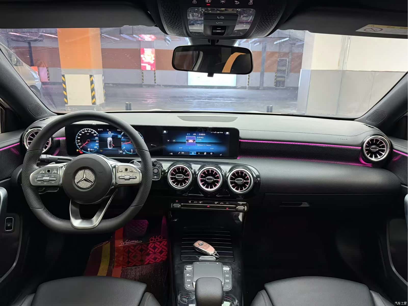 Mercedes-Benz A-Class, 2022 все фото
