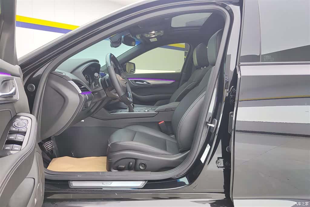 Cadillac CT5, 2023 9