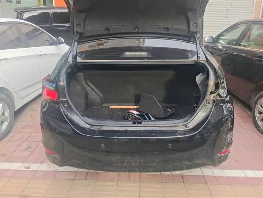 Toyota Corolla dual engine E+