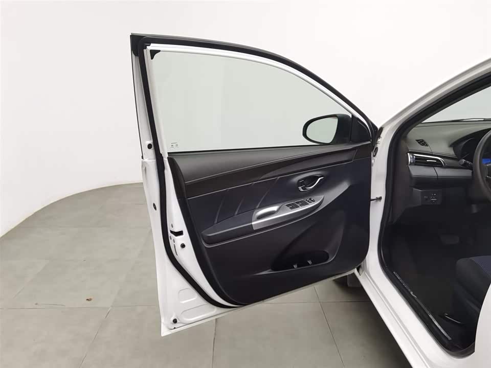 Toyota YARiS L Zhixuan