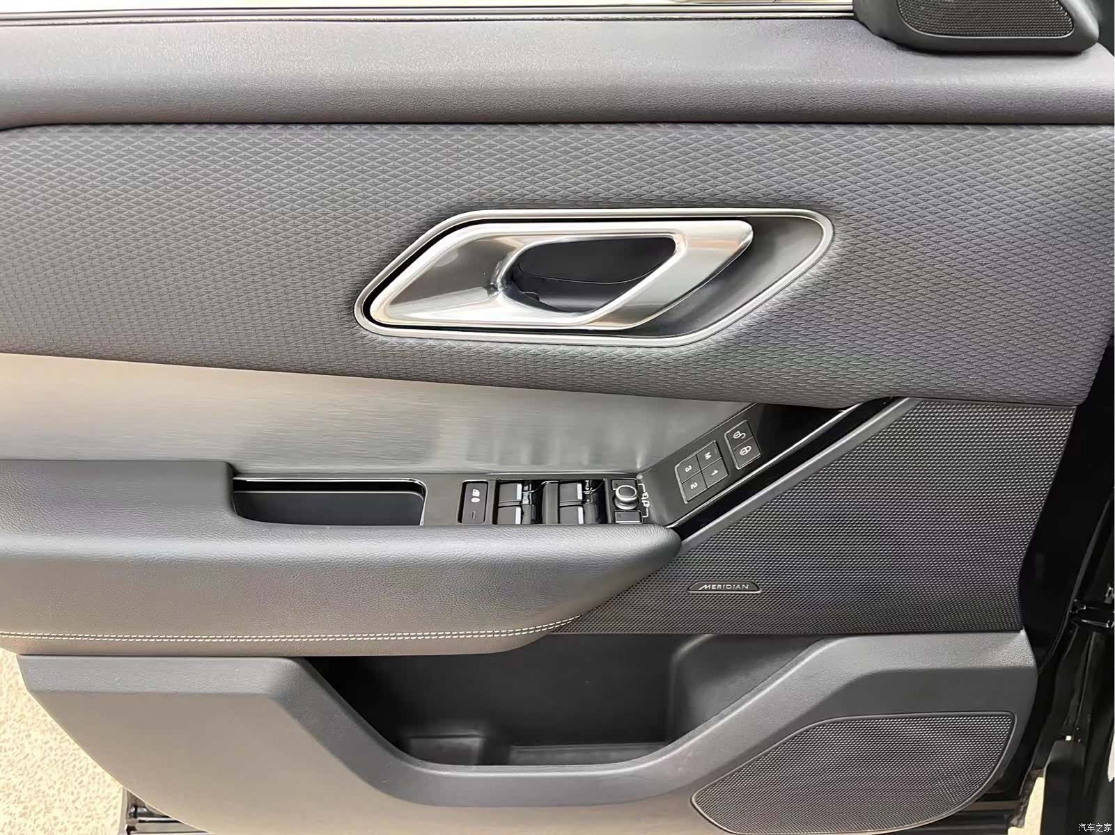 Land Rover Range Rover, 2018 15