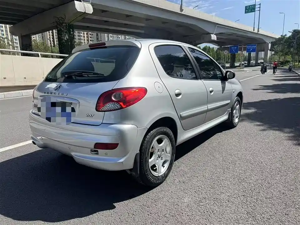 Peugeot 207
