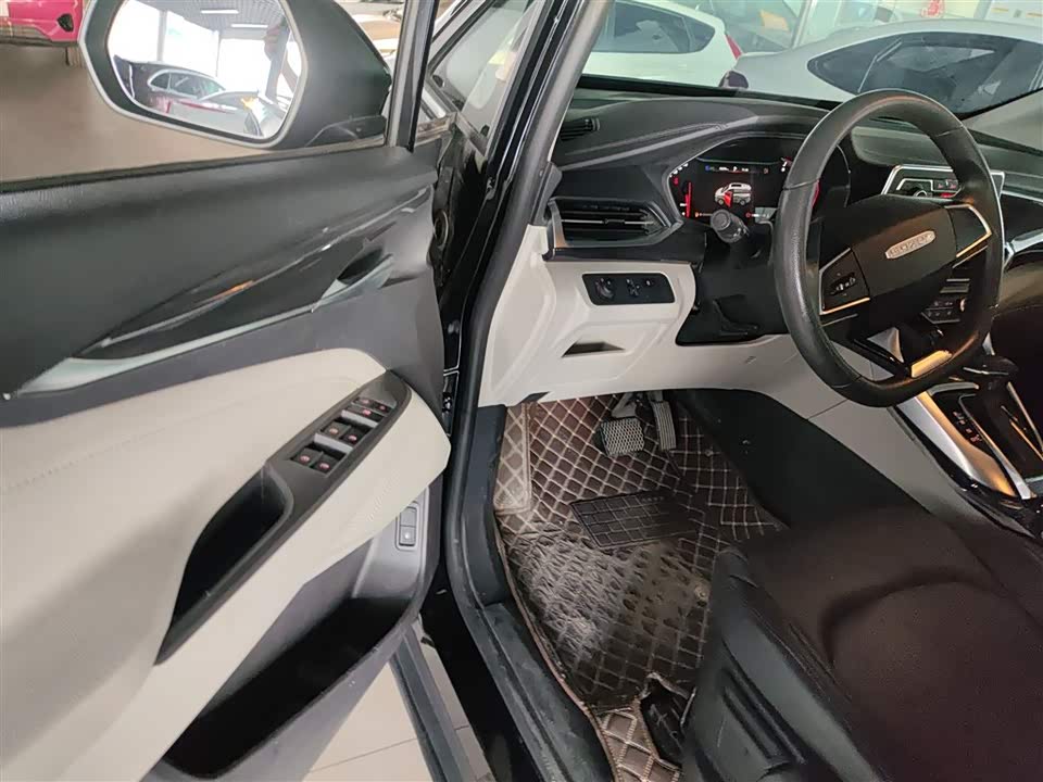 MAXUS Chase G50