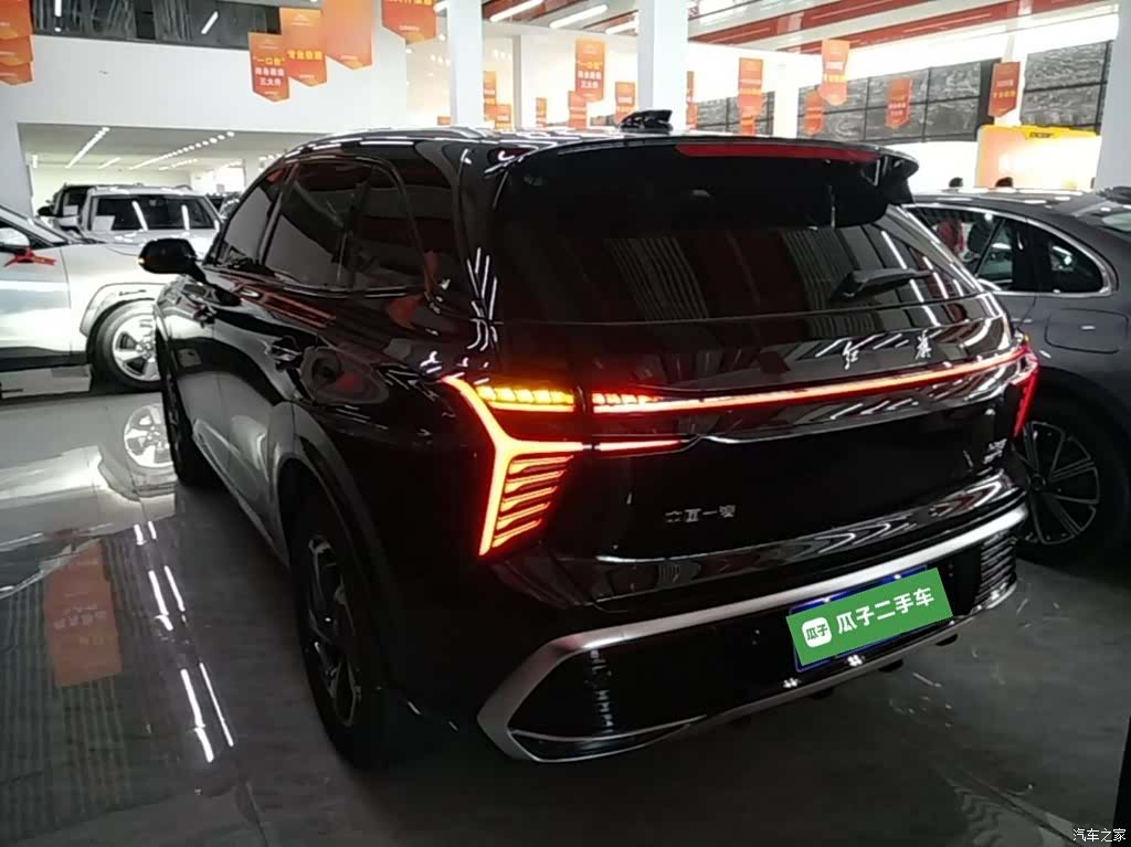 Hongqi HS3, 2024 все фото