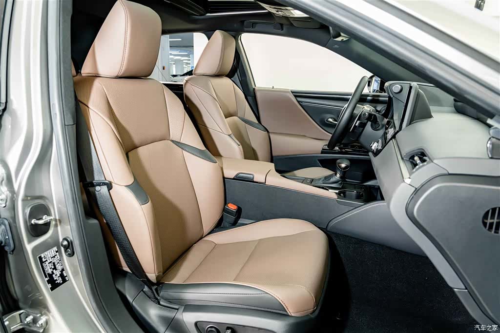 Lexus ES, 2024 19