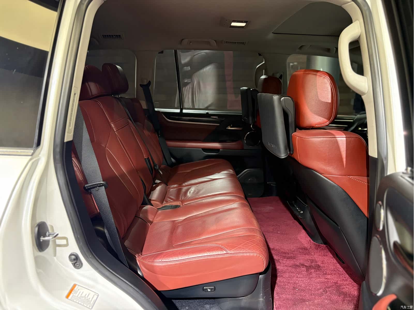 Lexus LX, 2018 15