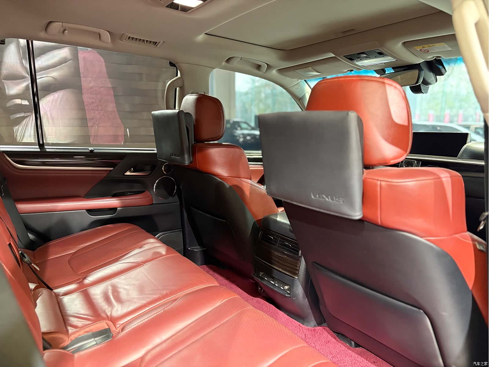Lexus LX, 2018 16