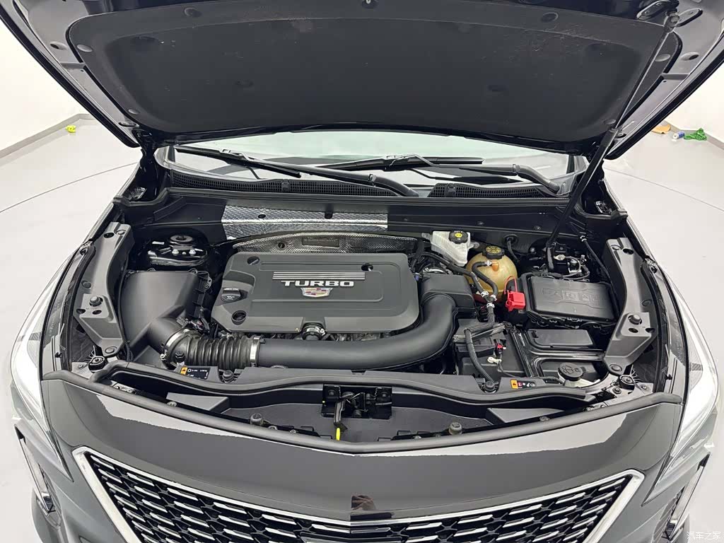 Cadillac XT4, 2022 26