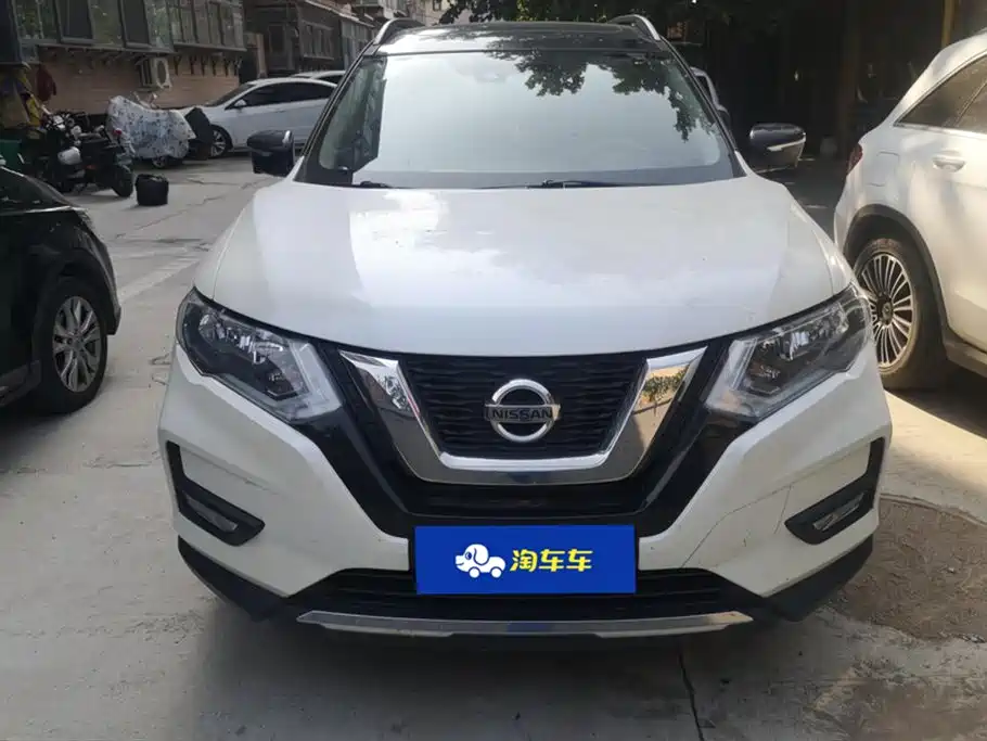 Nissan Qijun