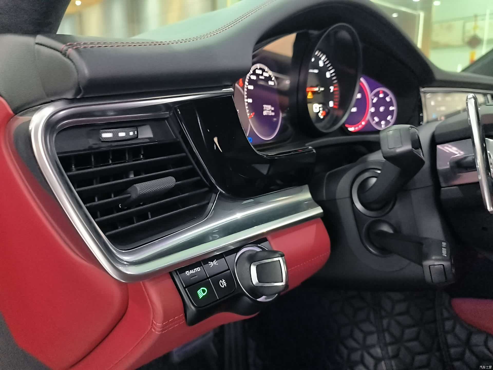Porsche Panamera, 2023 17