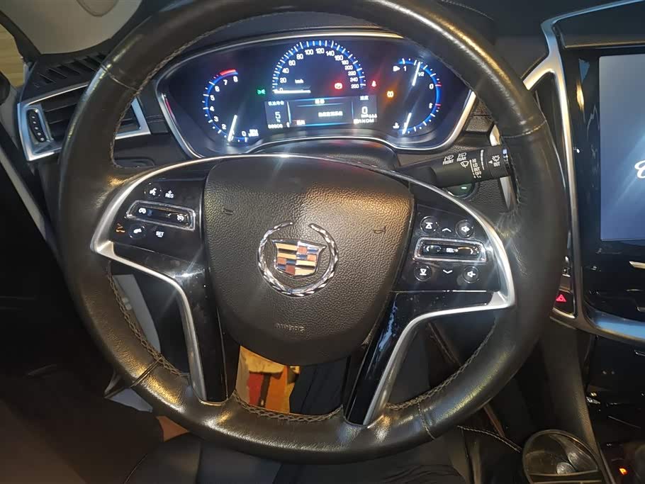 Cadillac SRX