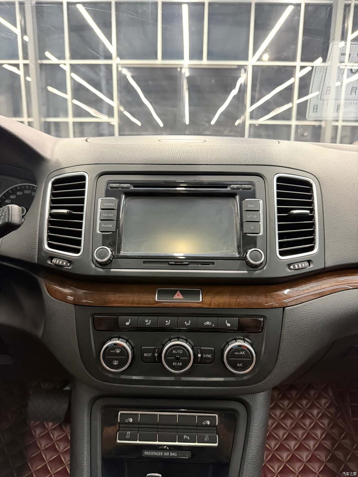 Volkswagen Xia, 2016 7