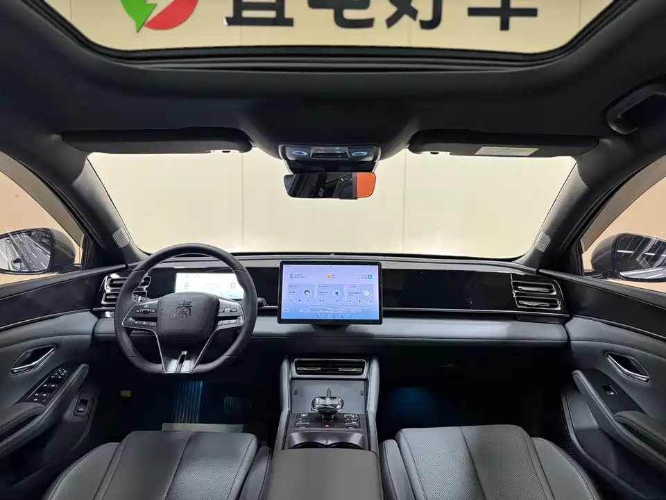 BYD Qin L