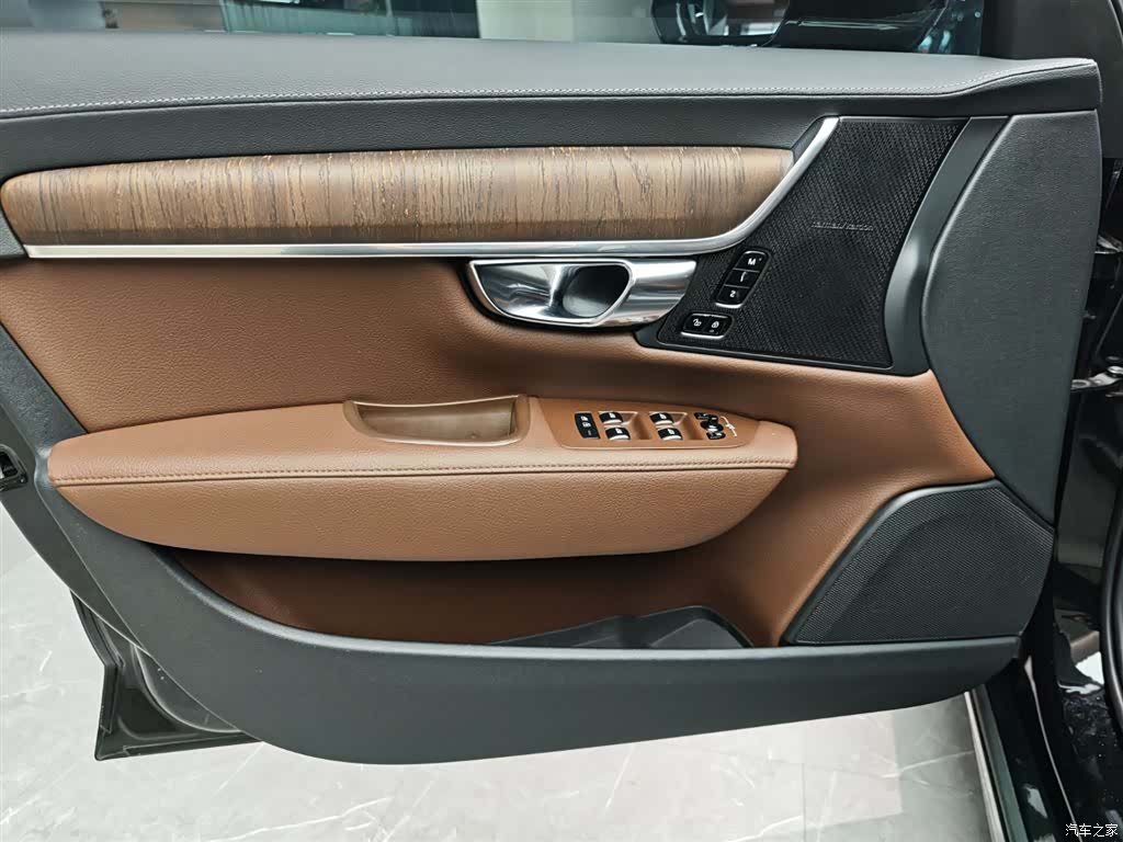 Volvo S90, 2020 все фото