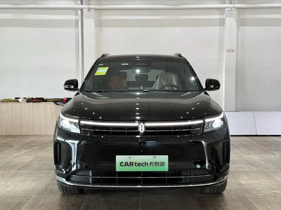 AITO Ask the world M7