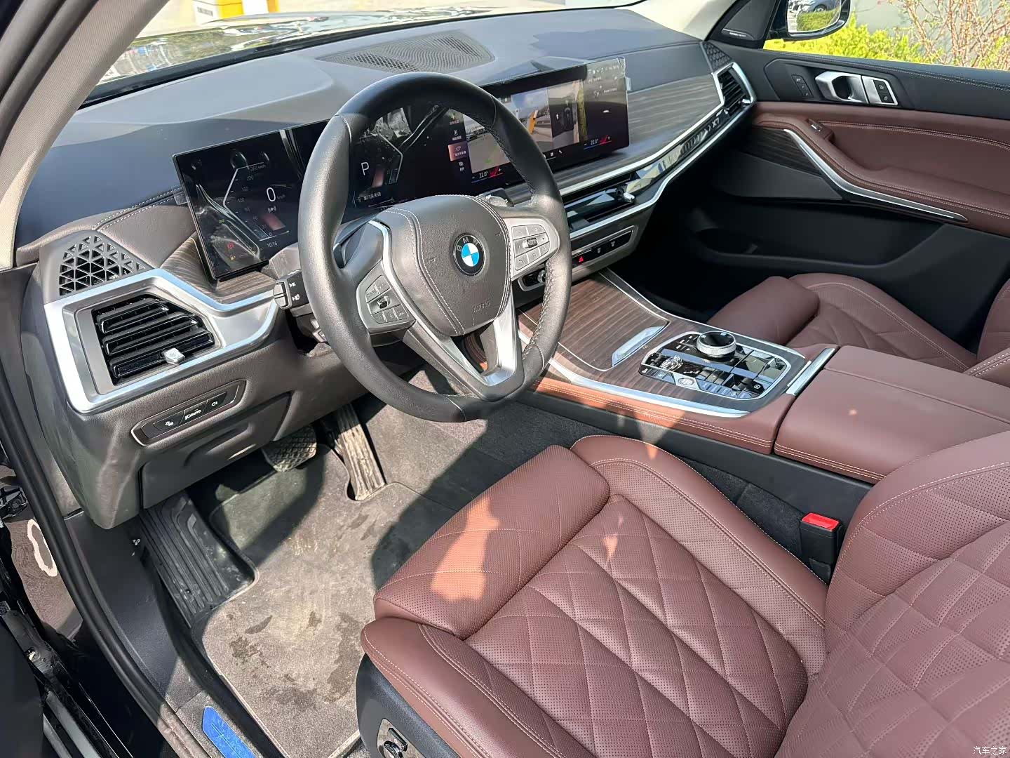 BMW X7, 2025 4