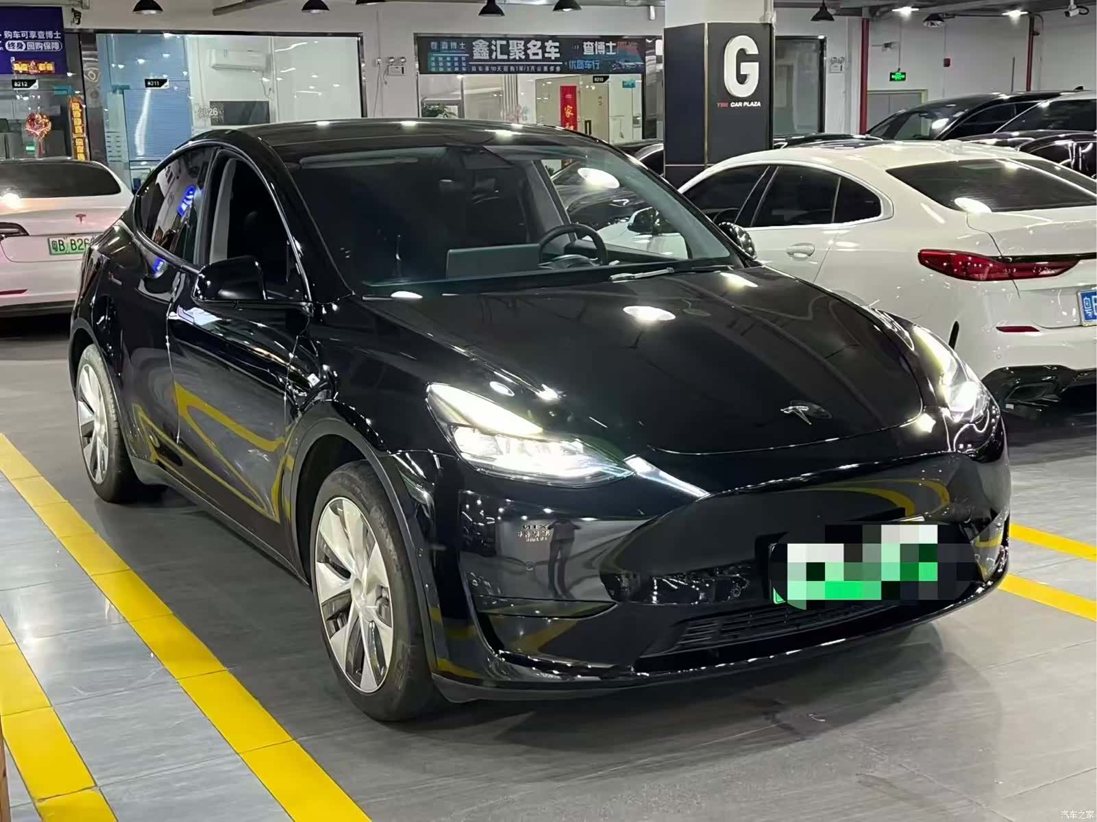 Tesla Model Y, 2023 3