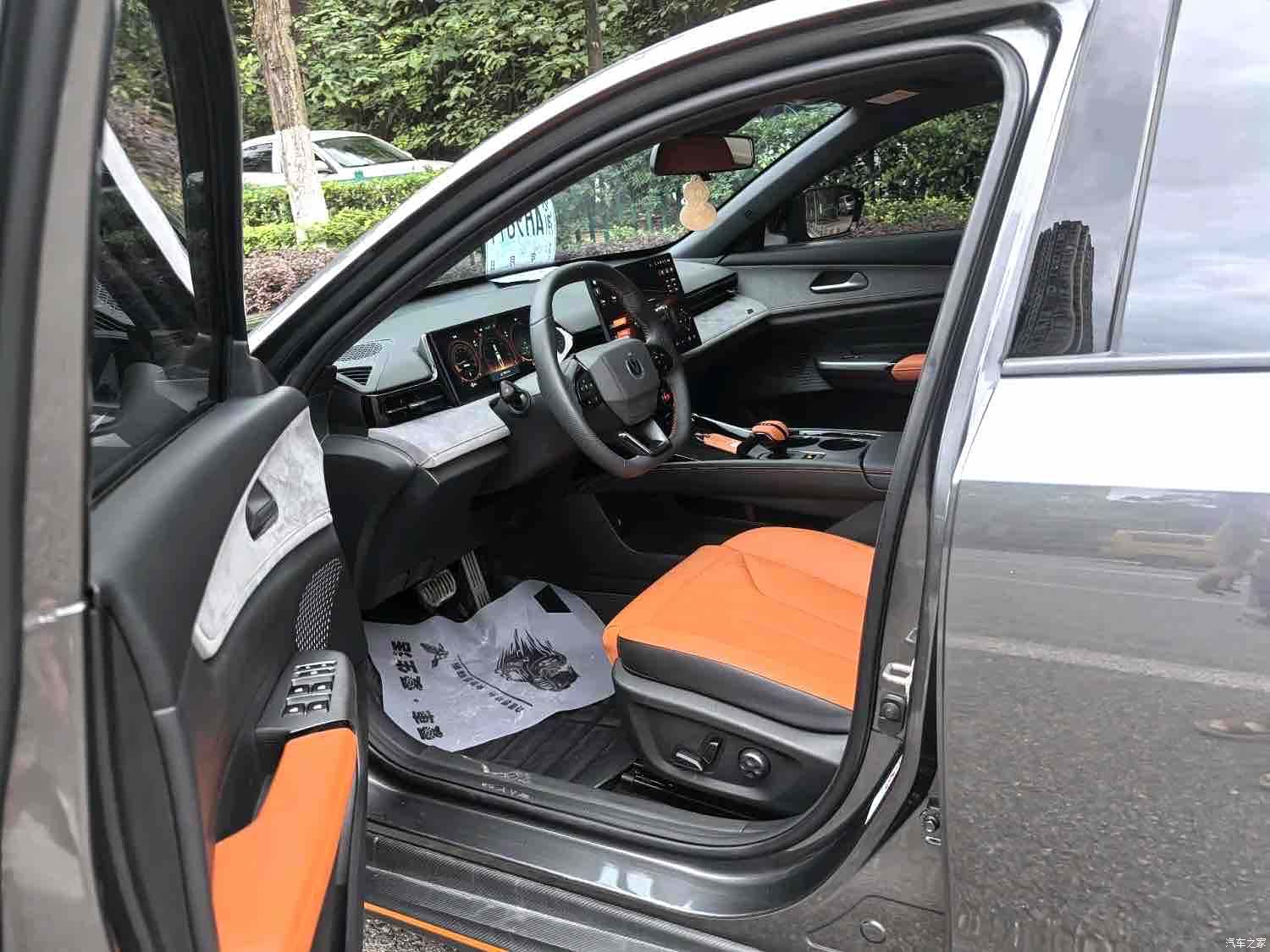Changan UNI-V, 2025 4