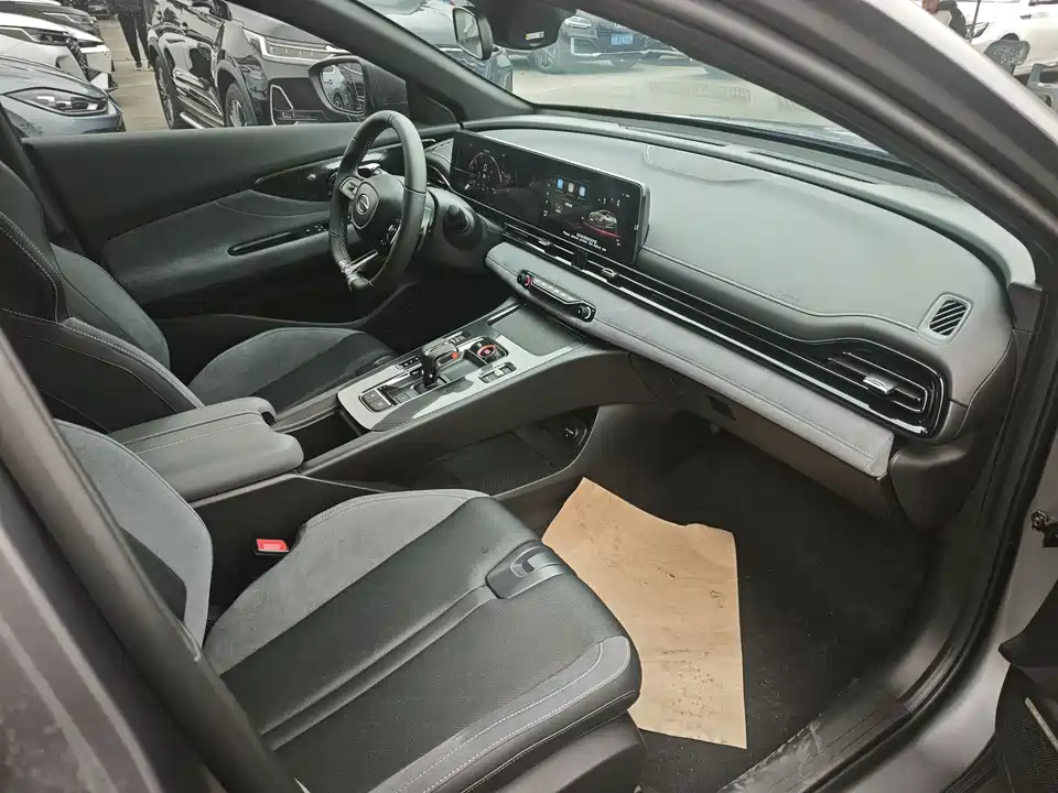 Trumpchi Shadow Leopard