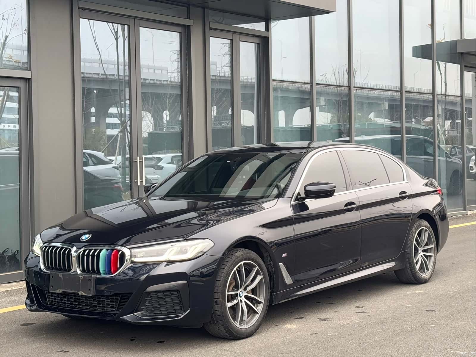 BMW 5 Series, 2021 1