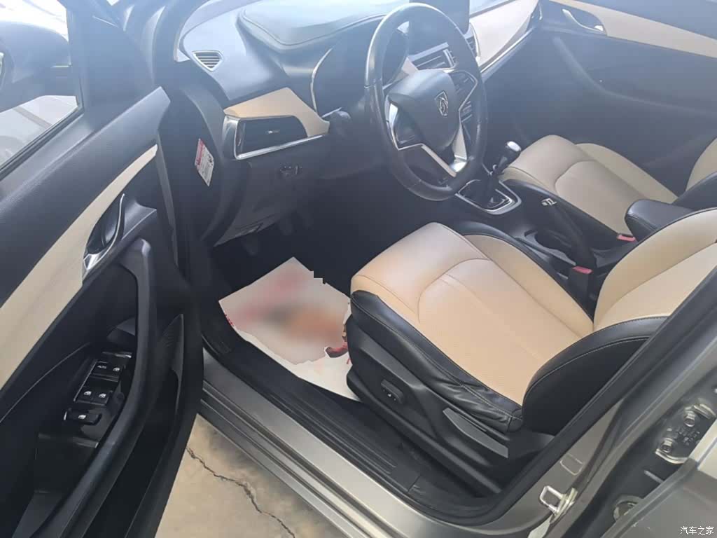 Wuling 360, 2019 16