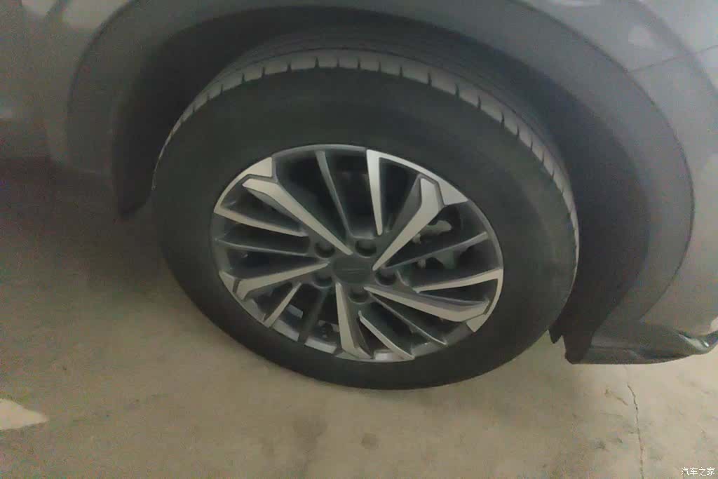 Geely Coolray, 2023 6