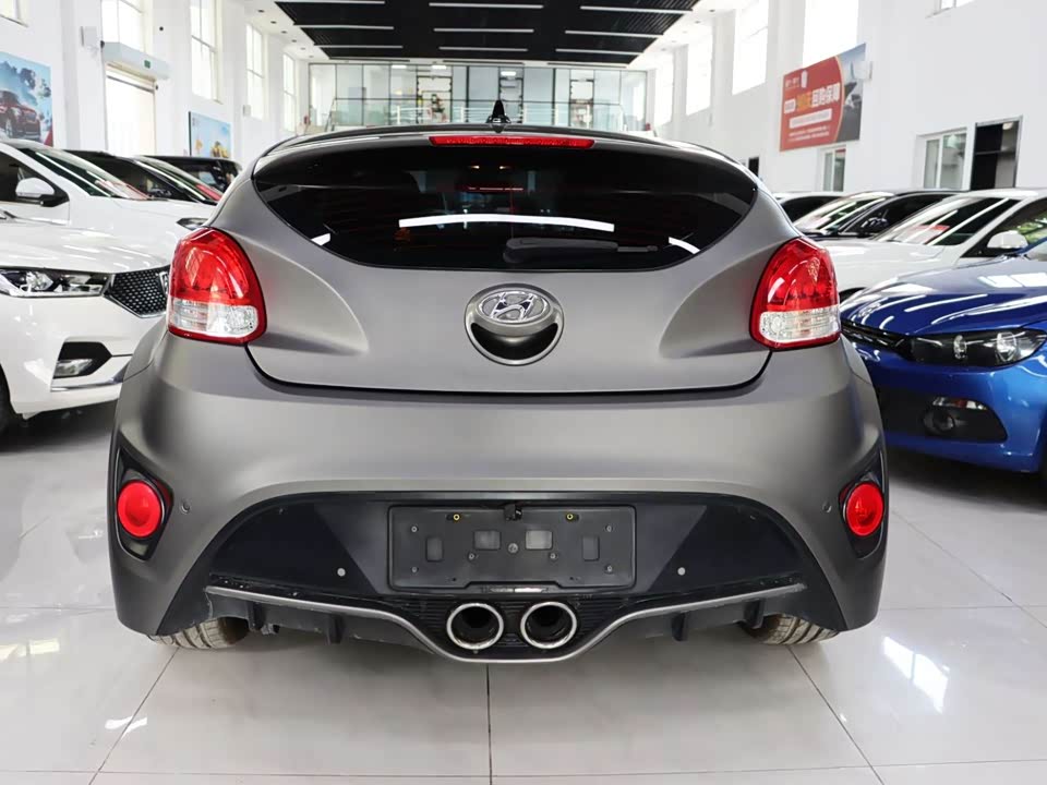 Hyundai Veloster