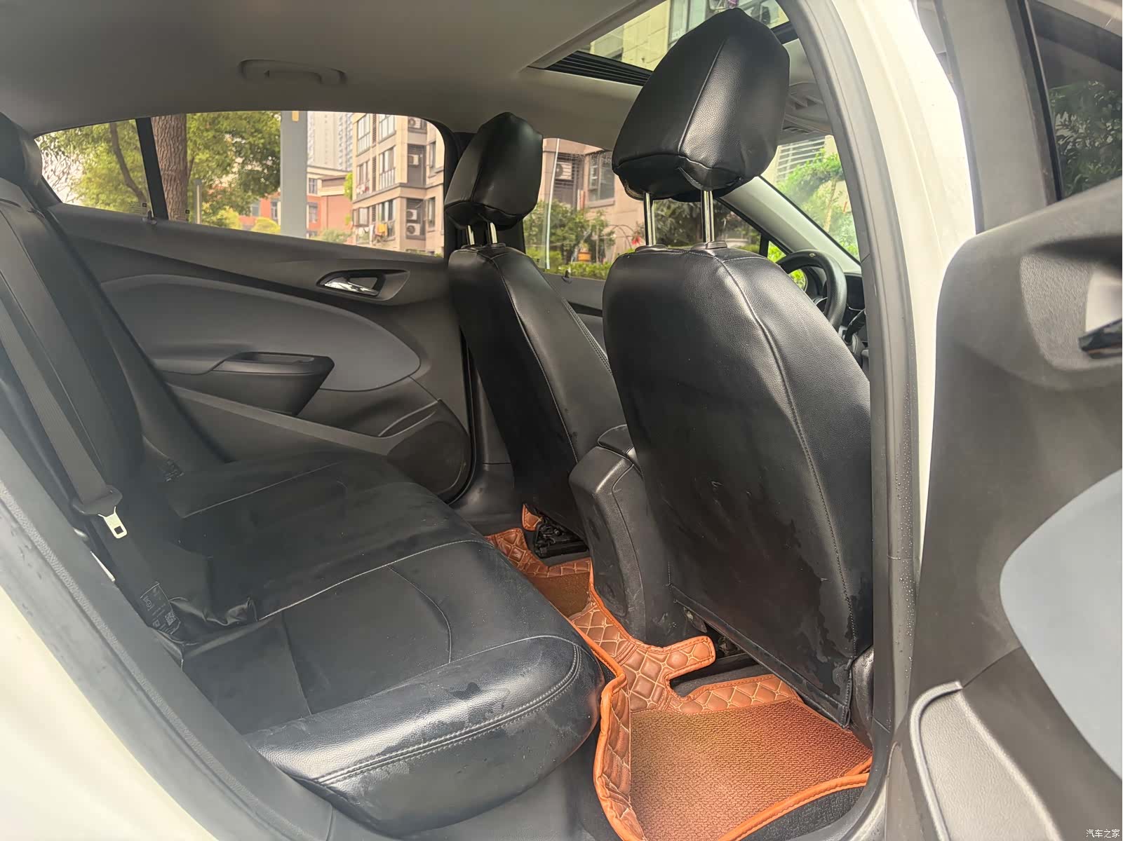 Chevrolet 320, 2018 11