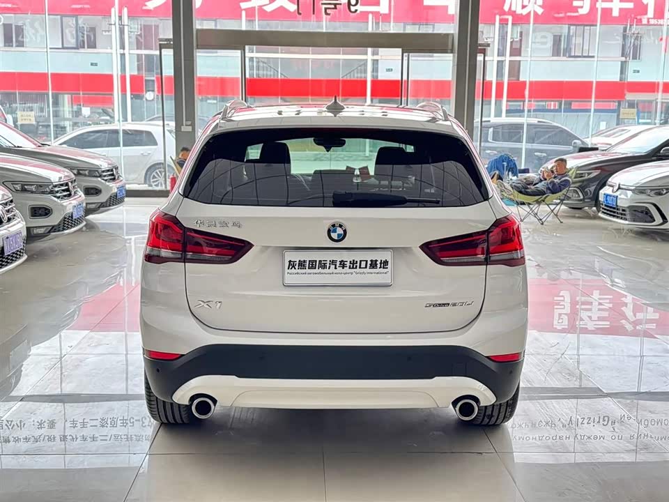 BMW X1