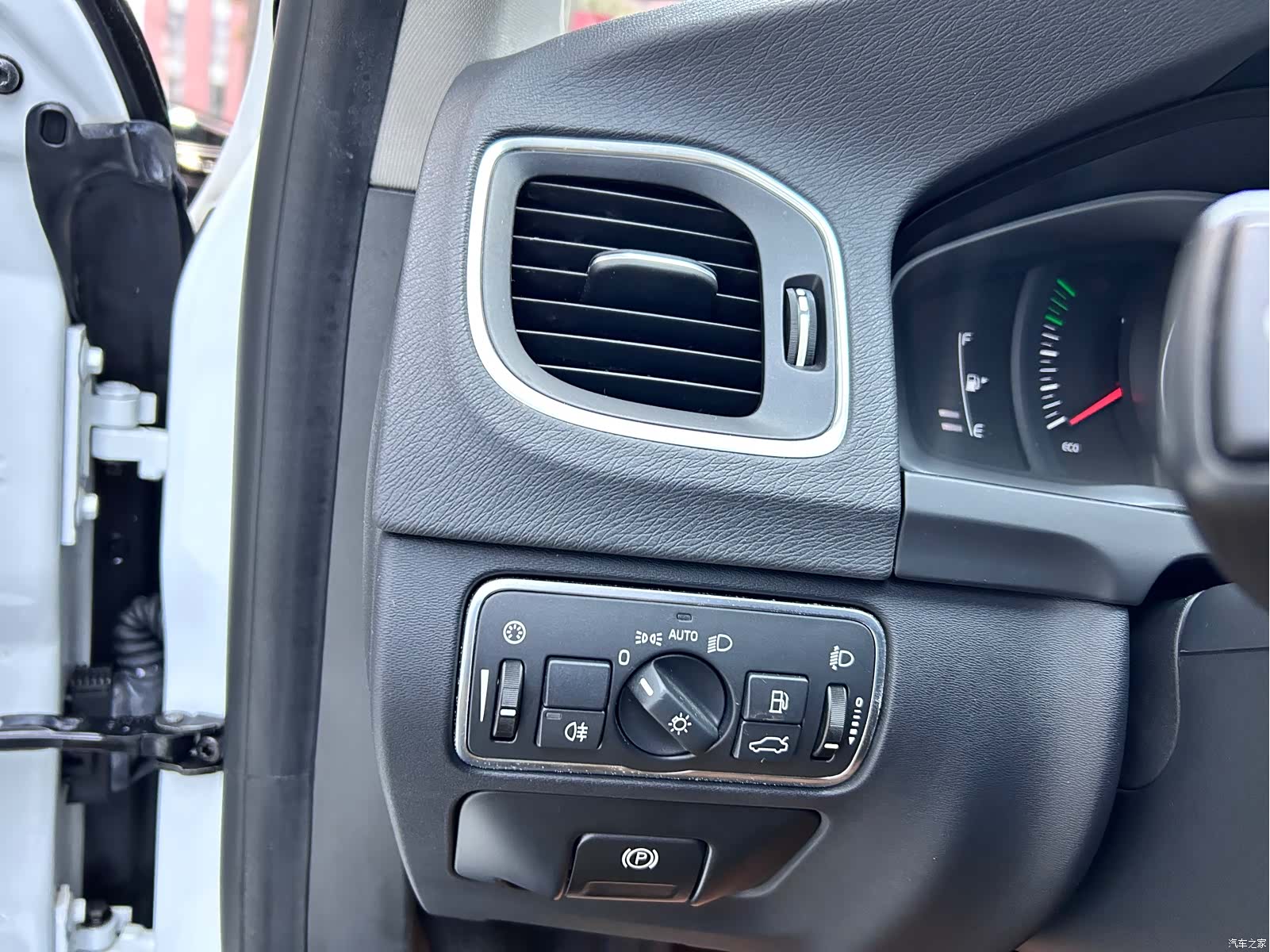 Volvo S60, 2016 14